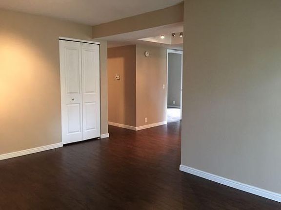 Living Room & Hall Way to Bedrooms