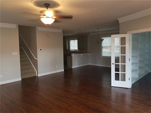 4th image of 2101 N Lamar Blvd APT 6