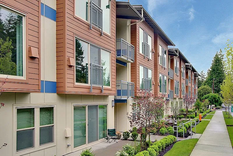 Compass Apartments — Photo 2