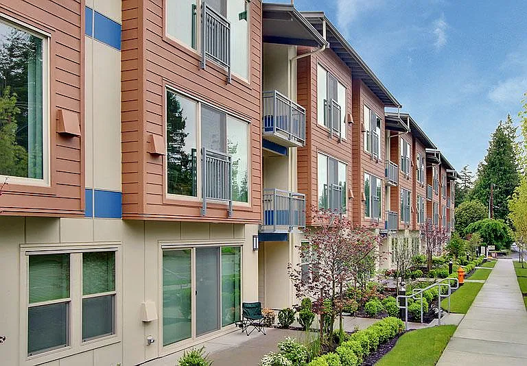 Compass Apartments — Photo 2