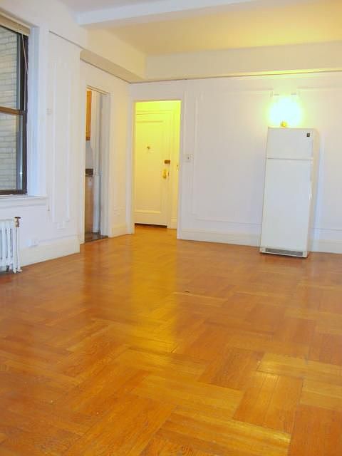 1st image of 201 E 37th St APT 3H