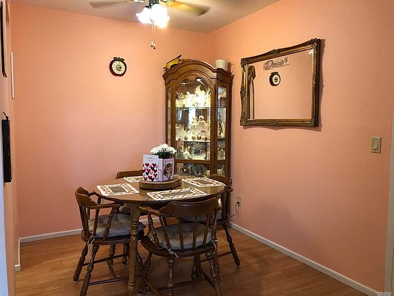 3rd image of 59 Richmond Blvd Unit 1B
