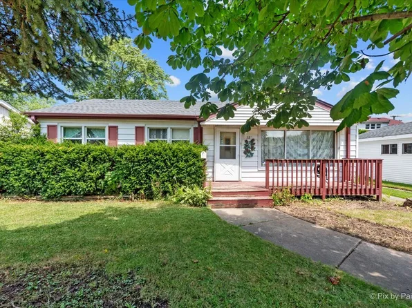 320 Queens Ln, Thornton, IL 60476