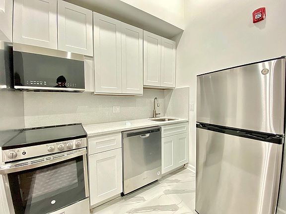2nd image of 37 N 3rd St #3