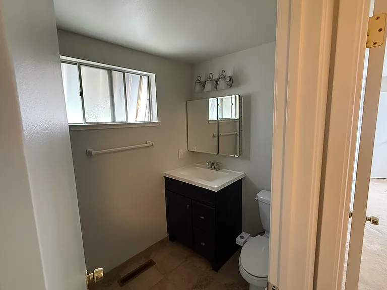2027 Nina Ct — Photo 24