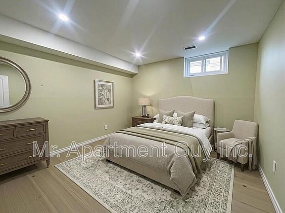 3rd image of 194 Rymal Rd W
