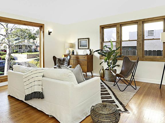 5th image of 3134 Glenmanor Pl