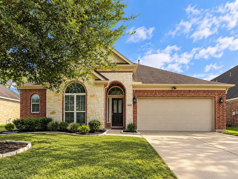 19014 Sweet Springs Ln
