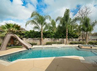 3504 Kingston Dr, Friendswood, TX 77546