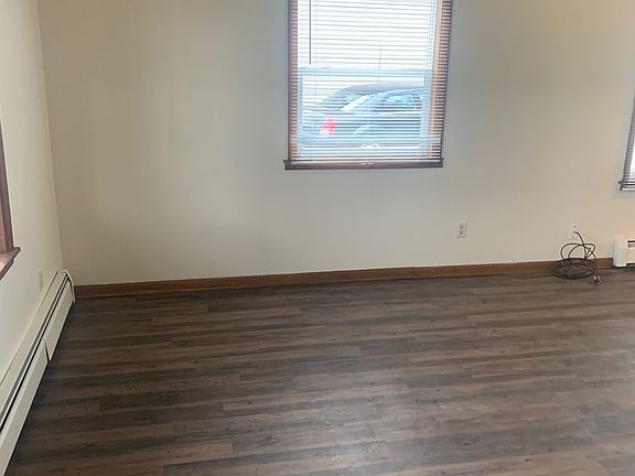 4th image of 3427 Elm Dr #A