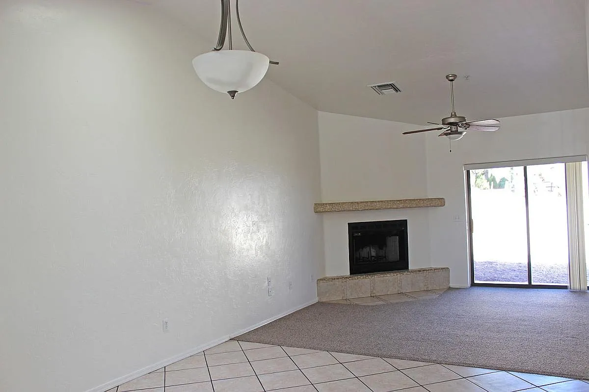 472 Cometa Court — Photo 3