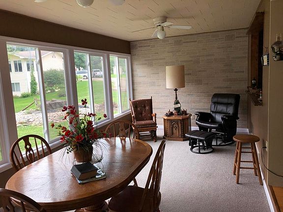 5th image of 539 Sandy Ln
