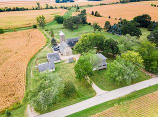 15346 Quigley Rd, Sycamore, IL 60178