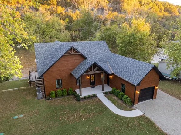 352 Wheatstone Pl, Cotter, AR 72626