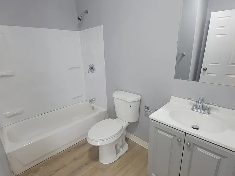 1808 N James H McGee Blvd #B — Photo 9