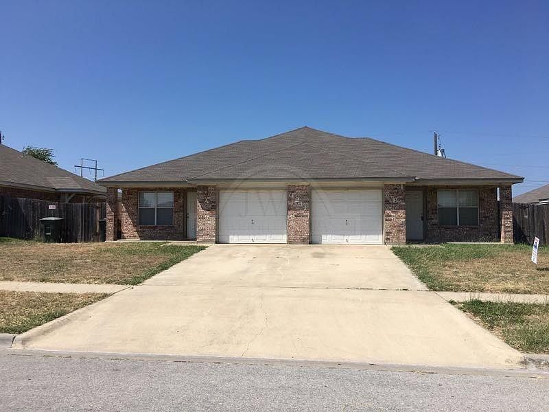1st image of 4211 Thunder Creek Dr #A5bfc8268