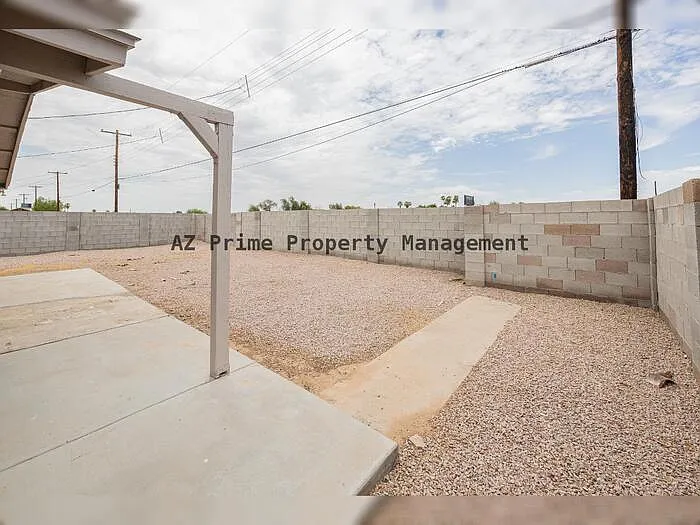 2062 E Nancy Ln — Photo 29