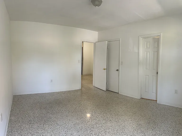791 SW 64th Ave #1 — Photo 9