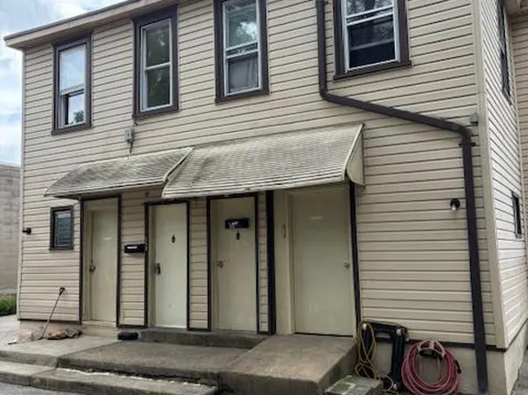 909 Springfield Rd, Darby, PA 19023