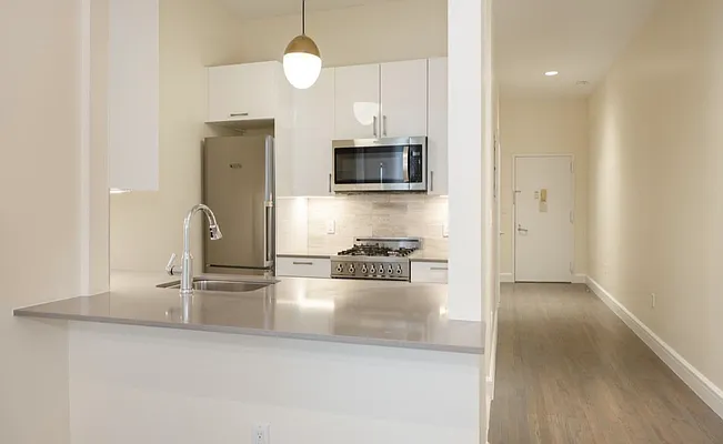 Rented by REAL New York | media 4