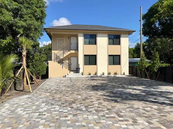 2827 Washington St, Hollywood, FL