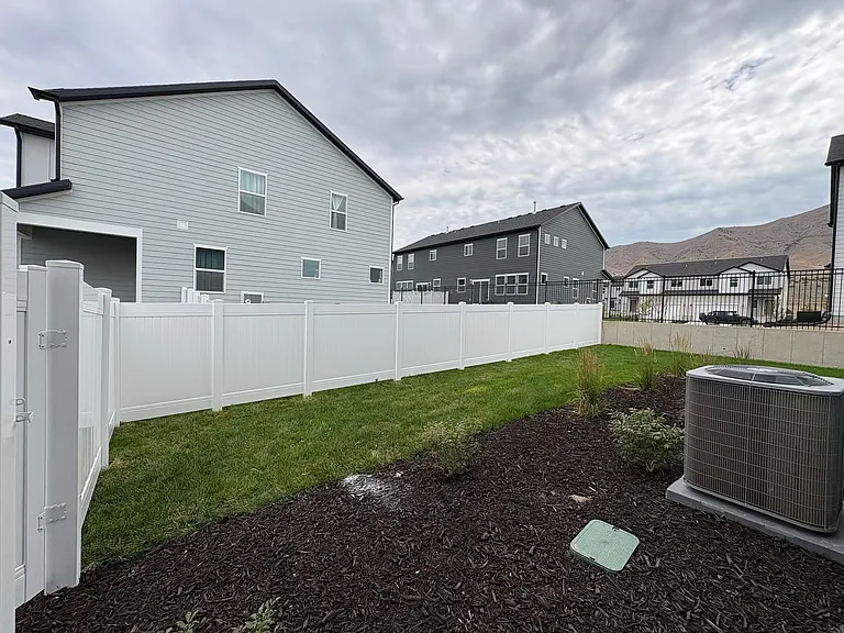 3590 N Stallion St — Photo 4