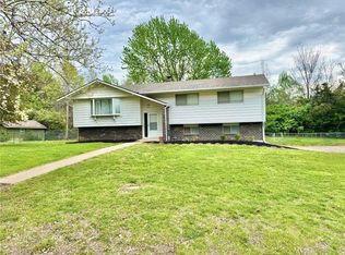 27 SE 125th Rd, Warrensburg, MO 64093