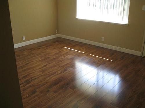 4th image of 524 E Maude Ave APT 33