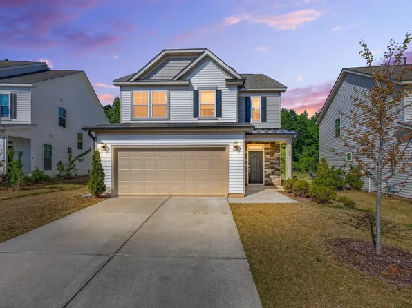 34 Still Hand Dr, Clayton, NC 27527