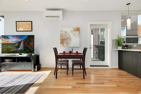 3 bed, 1420 sqft, $3,800 — Photo 4