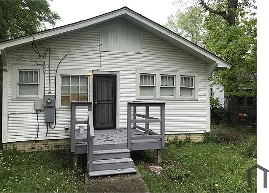 6909 Division Ave — Photo 9