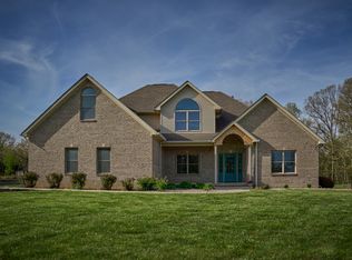 7695 S Sprague Rd, Columbus, IN 47201