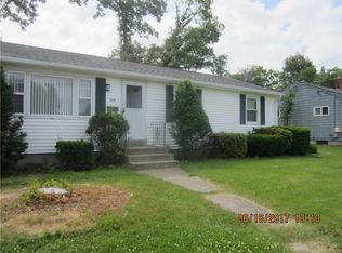 118 Rome Ave, Warwick, RI 02886