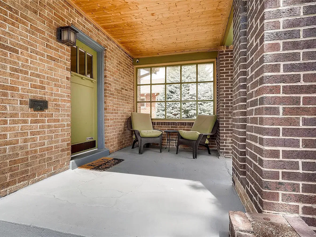 3 bed, 1966 sqft, $3,500 — Photo 1