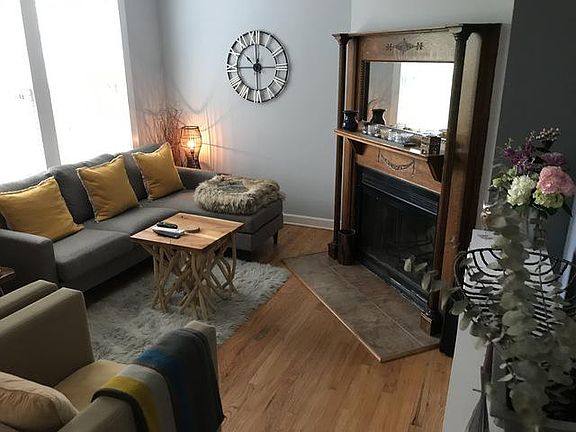 5th image of 873 W Cornelia Ave #1