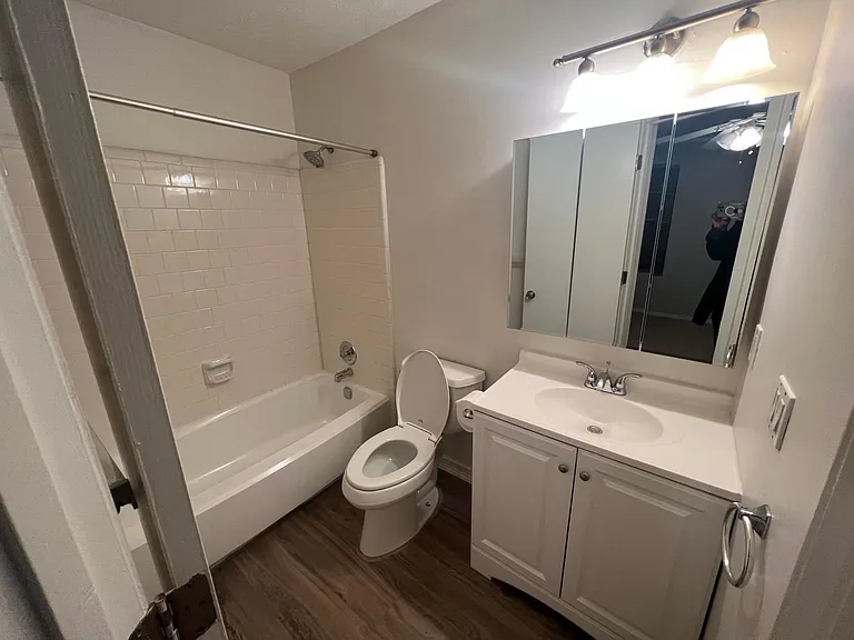 2927 Aspen Woods Entry — Photo 12