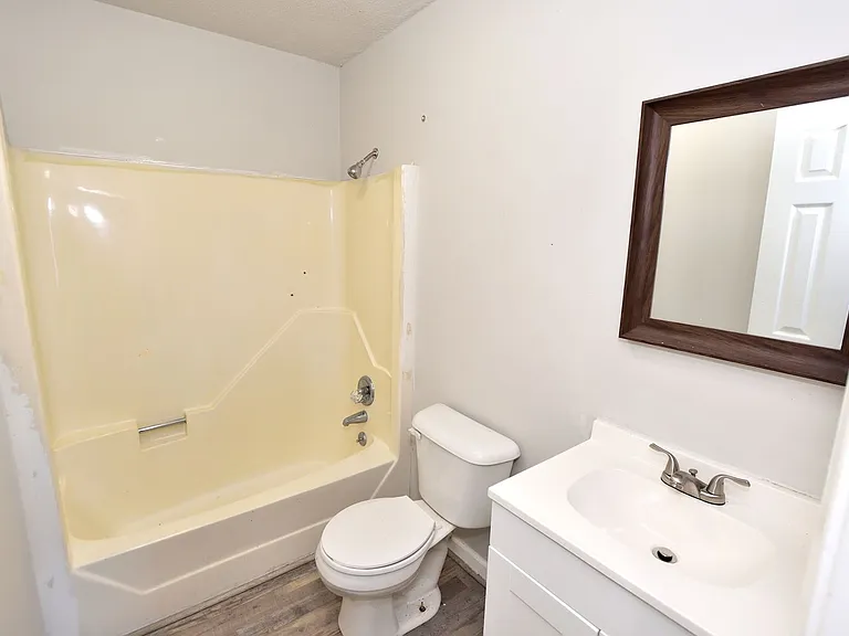 1607 Charter Dr — Photo 7