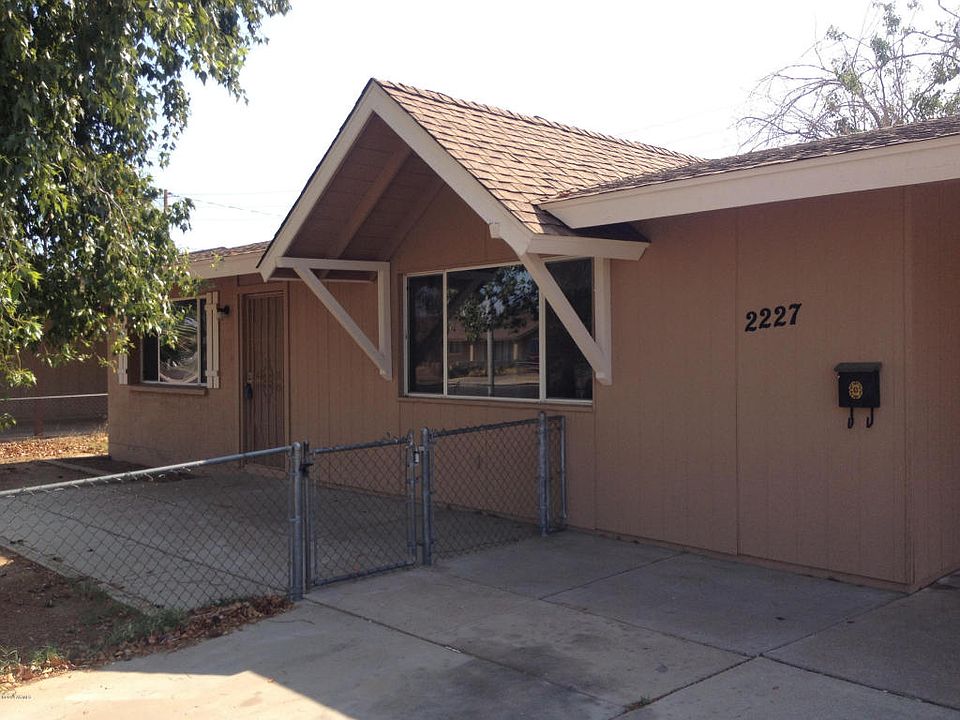2nd image of 2227 N 48th Ln