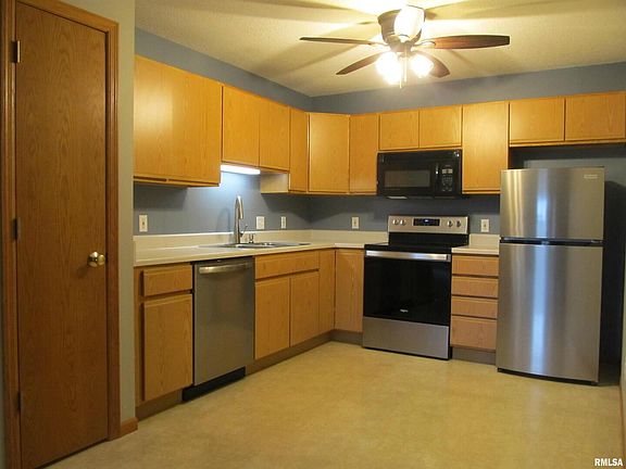 5th image of 4186 Fairview Dr APT 5