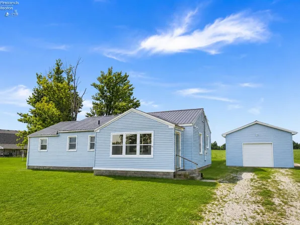 6081 W Boysen Rd, Oak Harbor, OH 43449