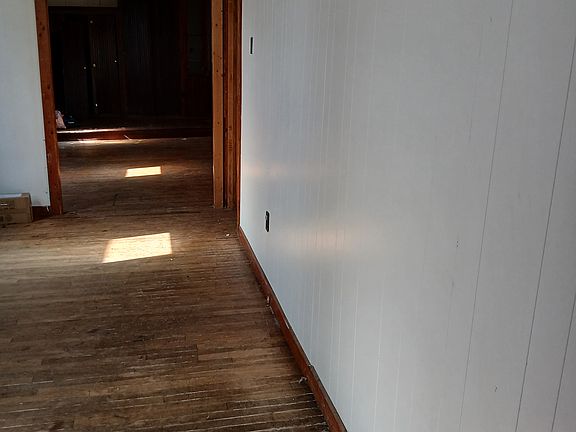 4th image of 140 Arthur St