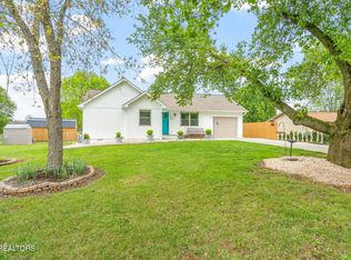 6393 Old Midway Rd, Lenoir City, TN 37772