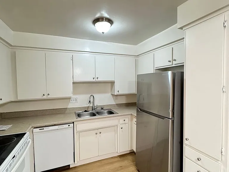 73 Esperanza Ave — Photo 6