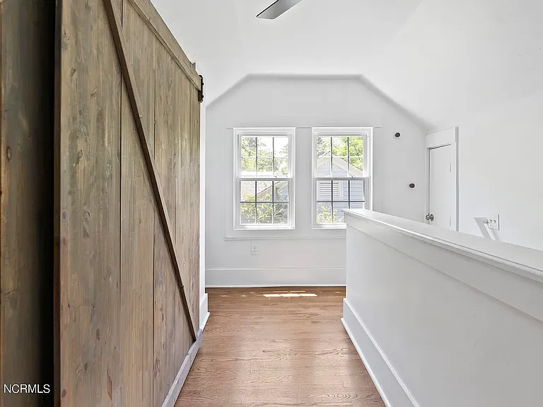2214 Princess Place Dr — Photo 19