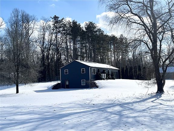 3rd image of 470 N Liberty Rd