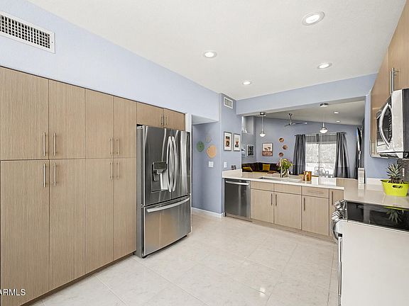 5th image of 4640 E MICHELLE Drive