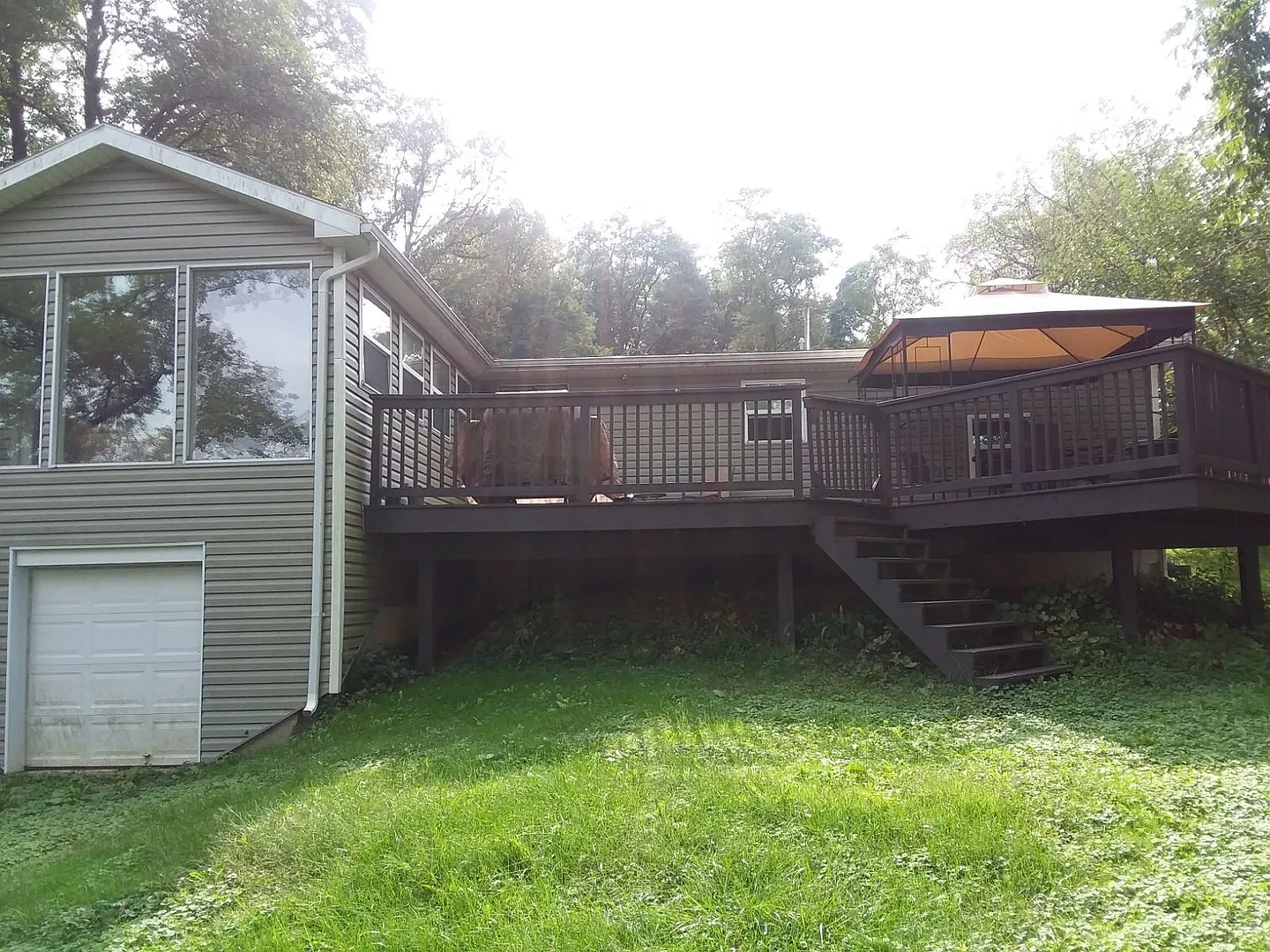 Enjoy this 2 bedroom Dillsburg County home — Photo 2