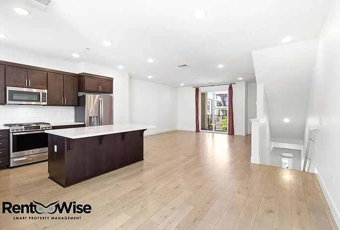 29384 Hub Ln — Photo 9