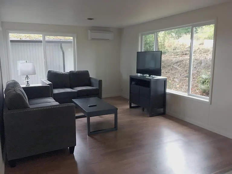 2395 McLean Blvd — Photo 5