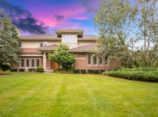 9377 S Madison St, Burr Ridge, IL 60527